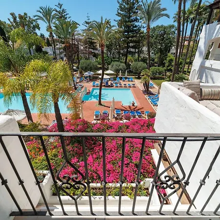 Alcazaba Banus Apartment Marbella